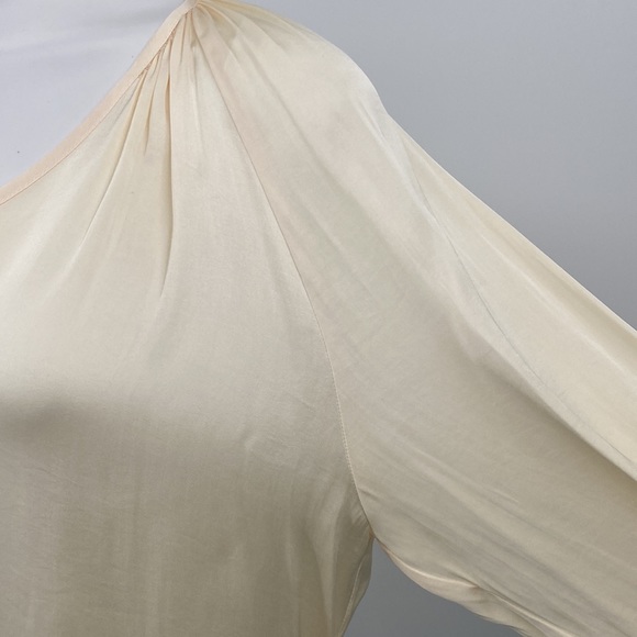 Sincerely Jules NWT Cream Satin Polyester Long Sleeve Blouse XL - Picture 7 of 12